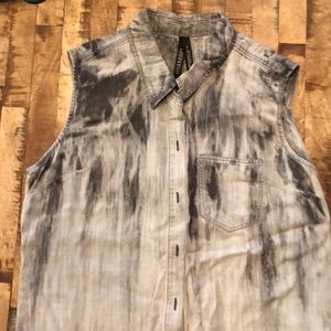 Button up denim tank from stitch fix.